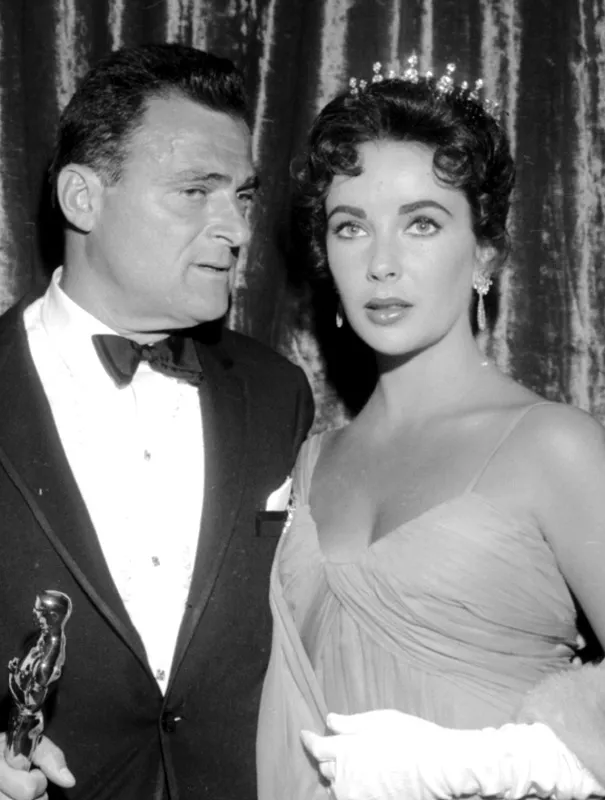 Elizabeth Taylor (1957)