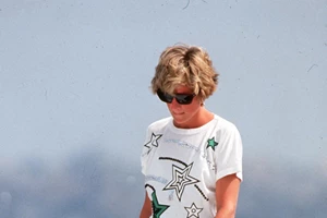 Πριγκίπισσα Diana | Υπήρχε εφεδρικό νυφικό για τον γάμο της με τον Κάρολο