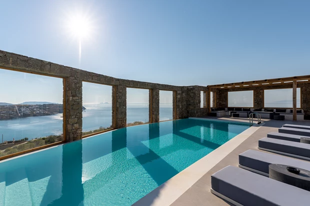 The Art of Hospitality | Τα 6 iconic ξενοδοχειακά brands που κρύβονται πίσω από τις πιο ονειρικές διακοπές στην Ελλάδα
