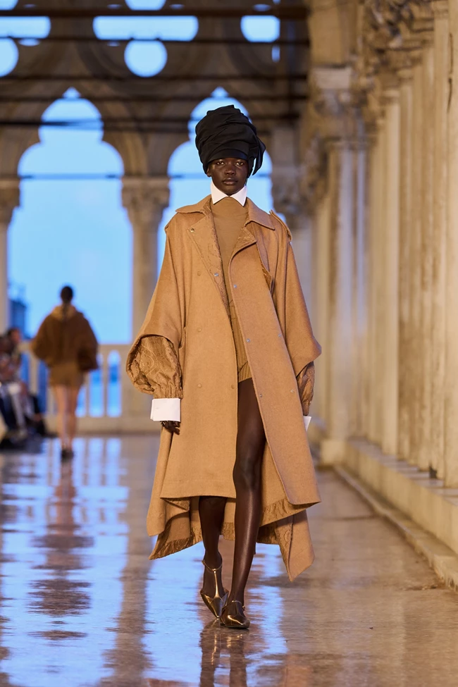 Max Mara Resort 2025