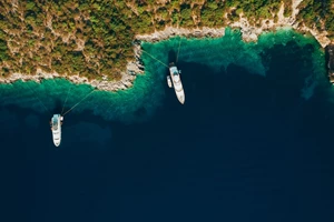 Από το "White Lotus" μέχρι το "The Night Manager" | 3 +1 resorts που ζηλέψαμε από τηλεοπτικές σειρές