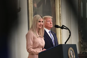 Ο Donald Trump είναι αντιμέτωπος με τις κατηγορίες για 34 κακουργήματα