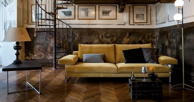 Quiet Luxury | Γιατί τα πιο όμορφα σαλόνια επενδύουν στους γήινους τόνους