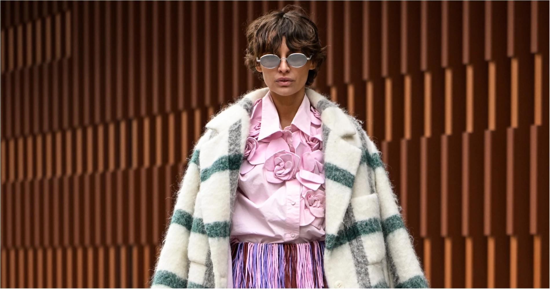 Πέντε κομψοί τρόποι για να φορέσετε την τάση του ροζ