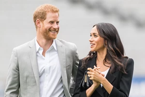 Χριστούγεννα με τη Meghan Markle και τον πρίγκιπα Harry | Το ατύχημα του πρίγκιπα Archie