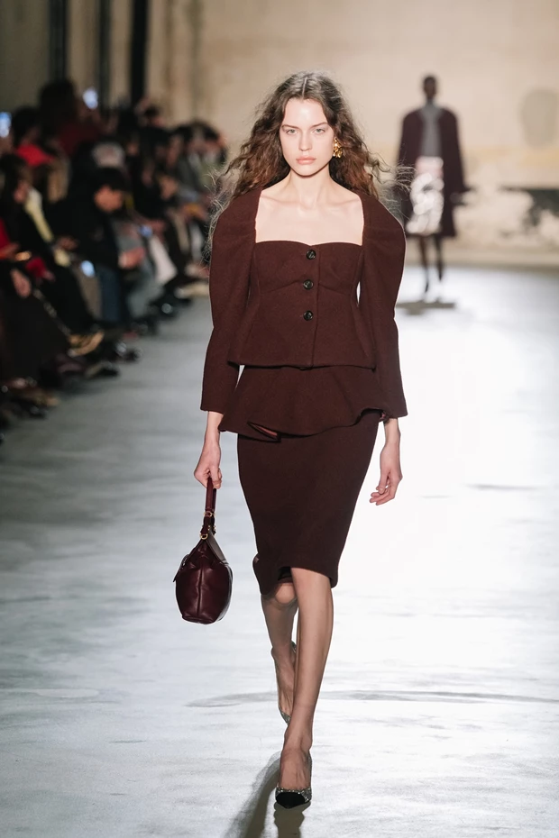 N.21 Fall/Winter 2026/2027