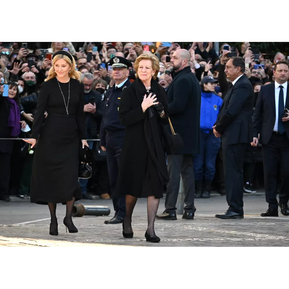 Μαρι Σανταλ, Άννα Μαρία Γλύξμπουργκ