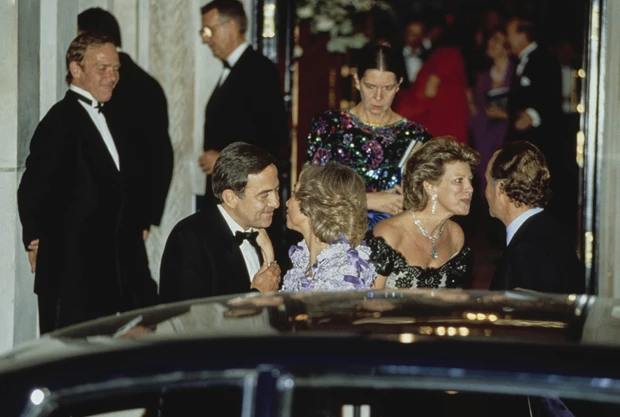 Βασίλισσα Σοφία | Ποια γυναίκα είναι η "σιωπηλή σκιά" της;