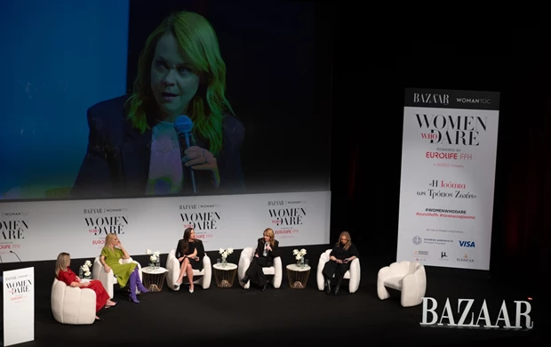 άποψη του δεύτερου πάνελ