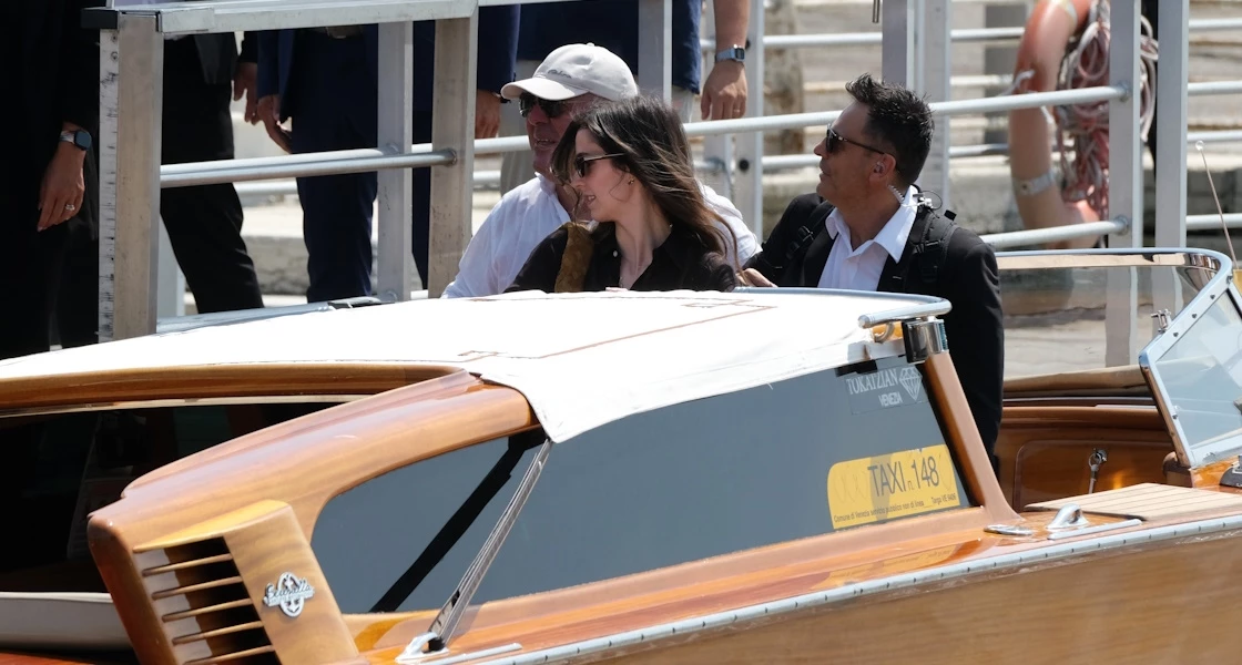 Ράνια της Ιορδανίας | Η σπάνια δημόσια εμφάνιση με την 28χρονη κόρη της, πριγκίπισσα Iman