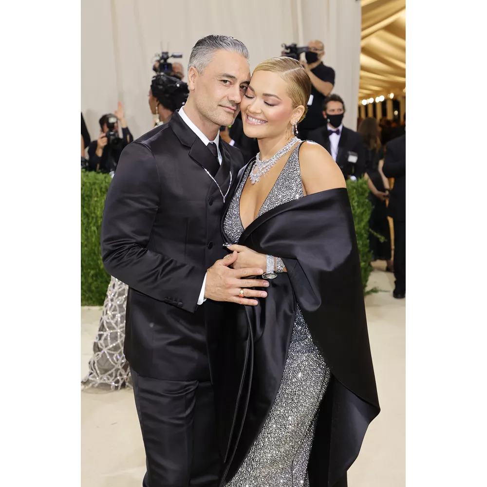 Rita Ora - Taika Waititi