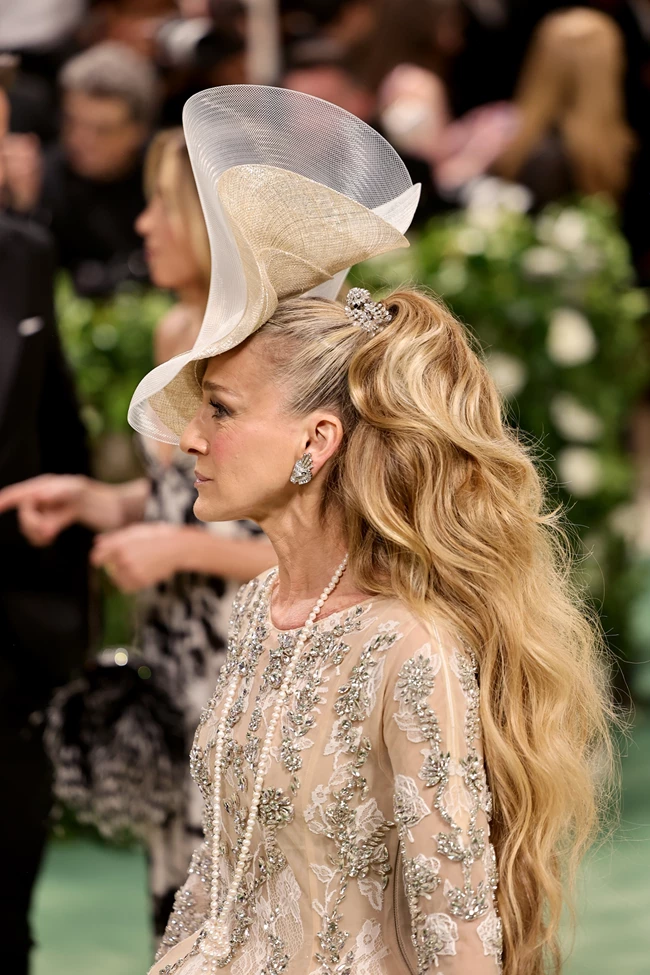 Over 50 | Οι 5 πιο ανατρεπτικές εμφανίσεις στο Met Gala 2024