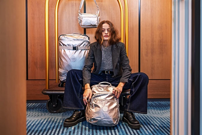 City breaks, business trips και ... ο γύρος του κόσμου | Ποιες τσάντες ταξιδιού θα χρειαστείτε για να είστε πάντα ευέλικτες και κομψές