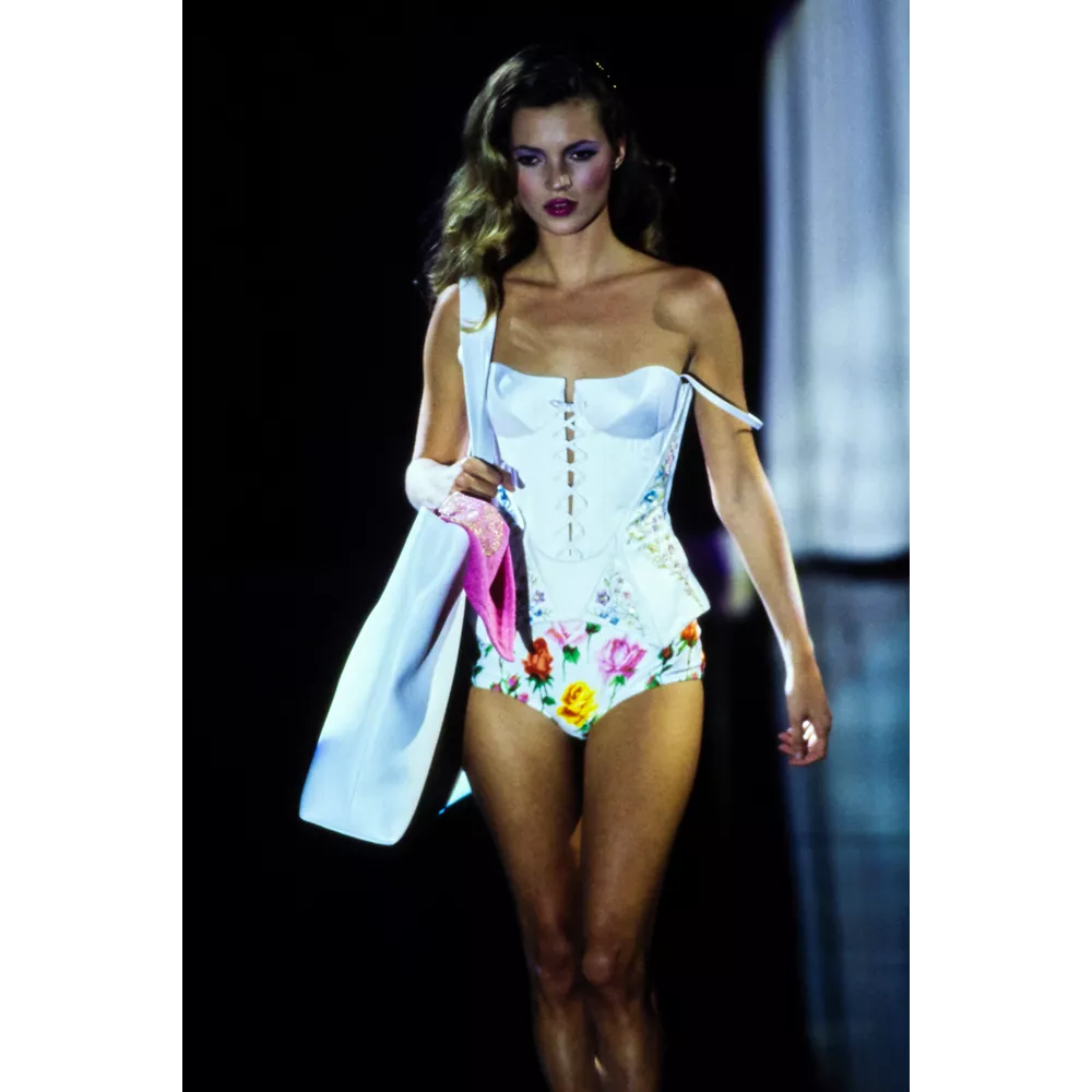 Versace άνοιξη καλοκαίρι 1995