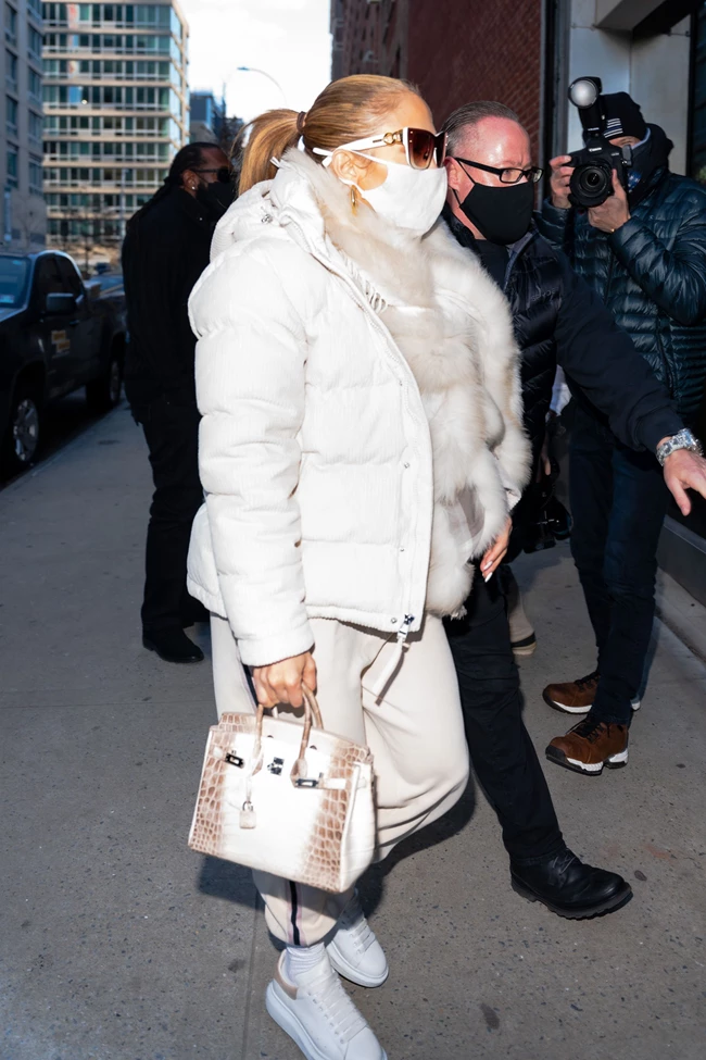 Jennifer Lopez | To luxe casual style της τραγουδίστριας