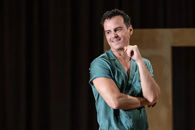 Vanya | Ο Andrew Scott σε έναν συγκλονιστικό μονόλογο από το Duke of York's Theatre