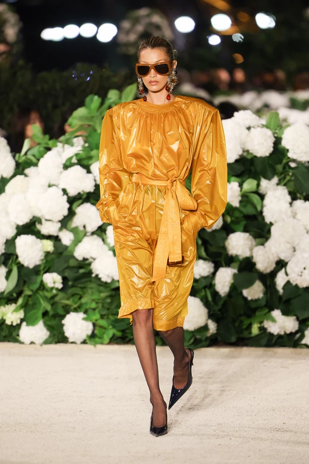 Saint Laurent Runway Look Paris Fashion Week Womenswear Spring-Summer 2026