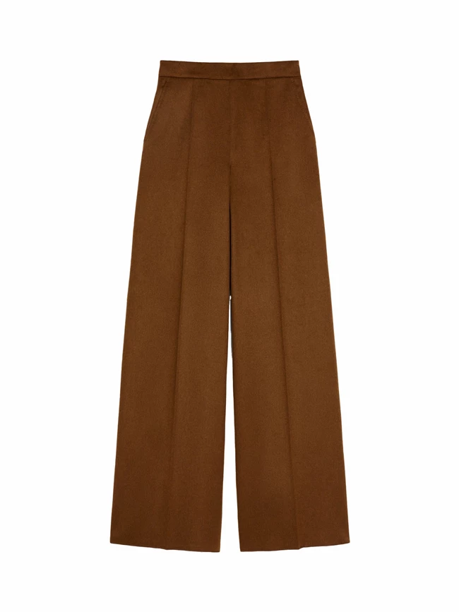 Max Mara, Max Mara Boutique.