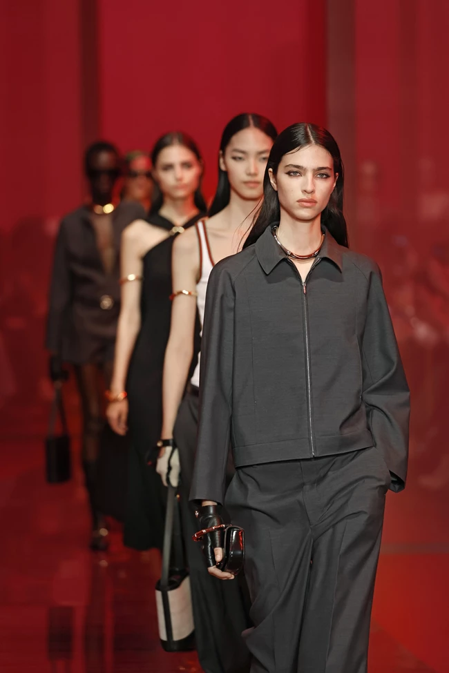 MFW SS'25 | Το Casual Grandeur της συλλογής Gucci