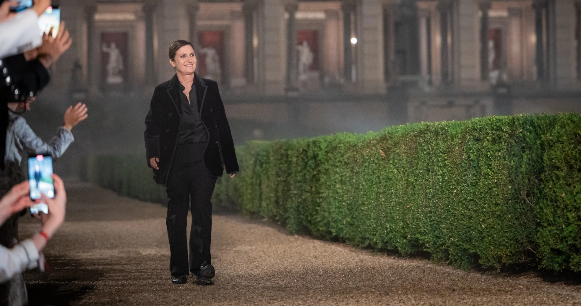 Ο Jonathan Anderson επαναλανσάρει το δικό του brand JW Anderson