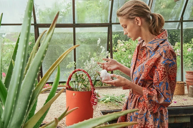 PLIAGE CUIR DE RUSSIE LONGCHAMP