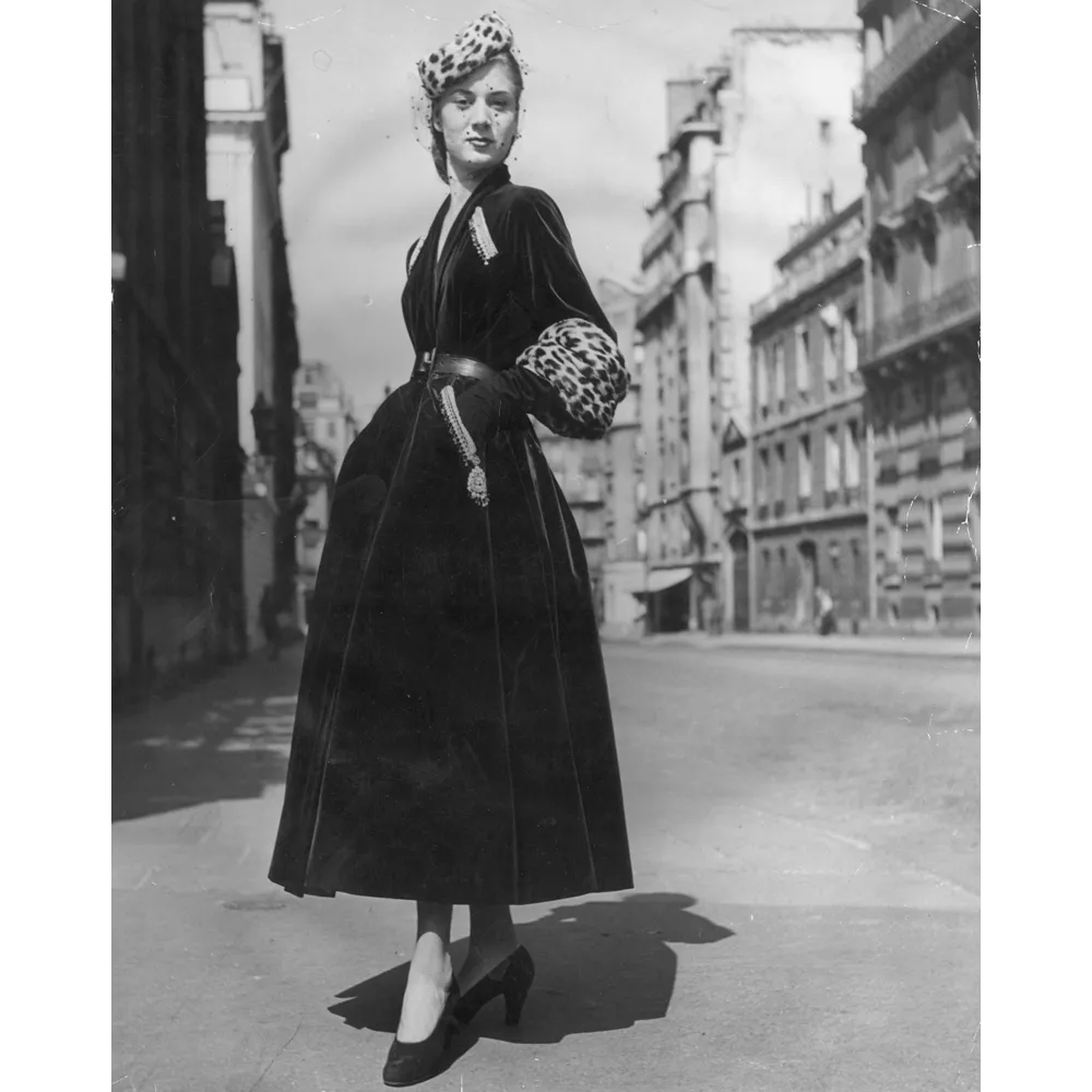 Green Velvet Coat (1947)