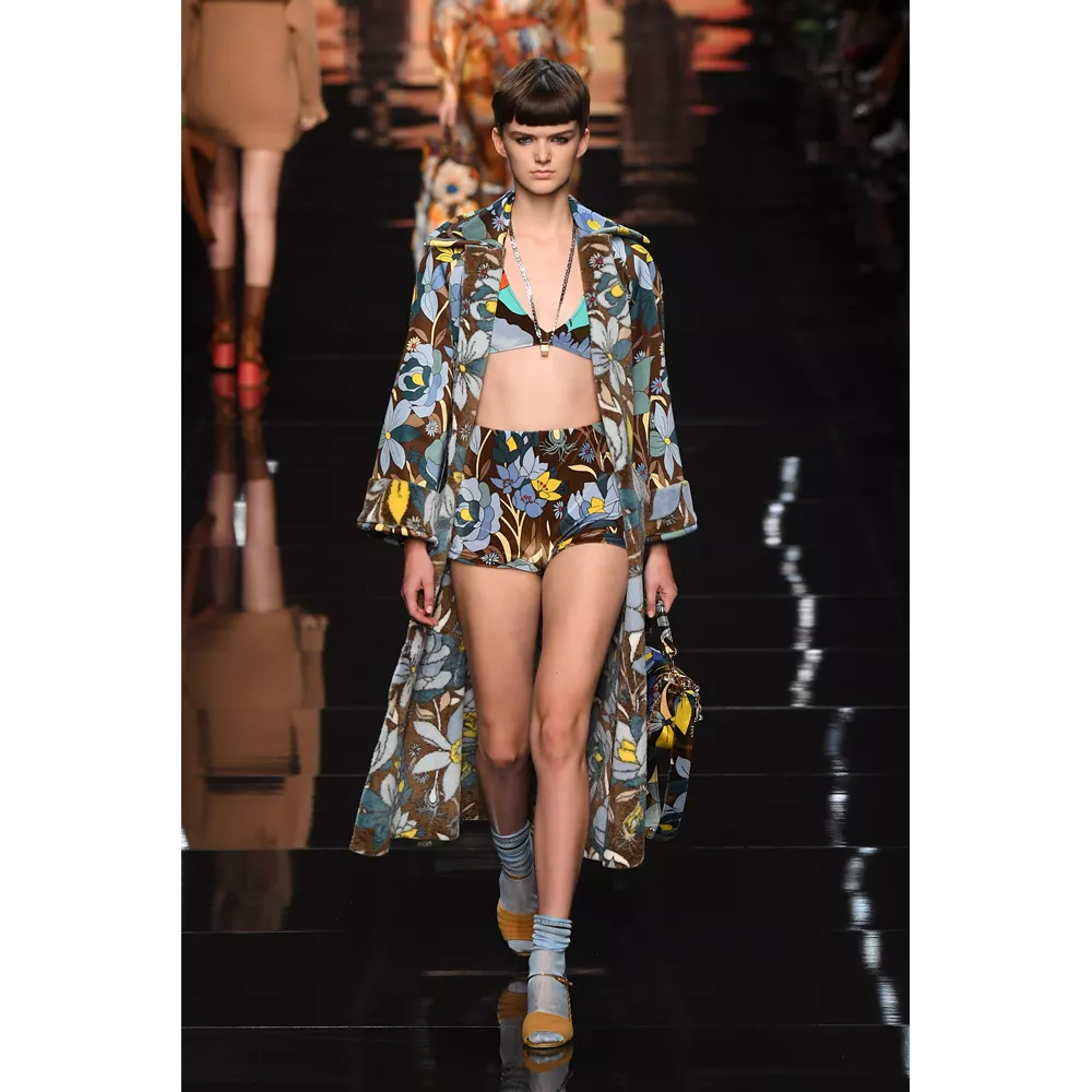 Fendi άνοιξη καλοκαίρι 2020