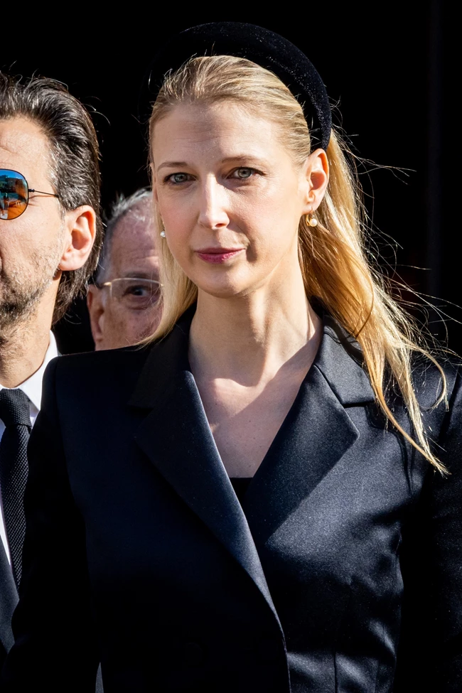 Lady Gabriella Windsor | Ποια είναι η δημοσιογράφος που συνόδευσε την πριγκίπισσα Άννα στην Αθήνα;