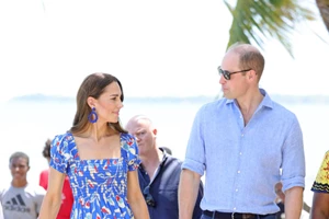 Πρίγκιπας Κάρολος- Καμίλα Πάρκερ | Το βίντεο που τους δείχνει να χορεύουν έναν παραδοσιακό ιρλανδικό χορό