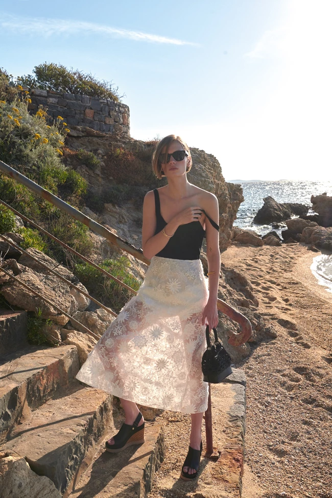 ATTITUDE HB July 2024