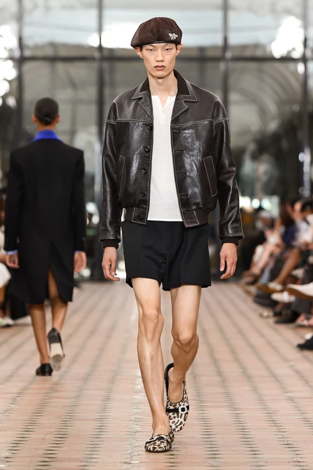 Look από την πασαρέλα Wales Bonner Spring 2026