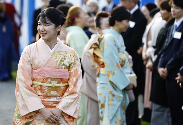 Aiko της Ιαπωνίας | Γιατί η μοναχοκόρη του Naruhito δεν θα γίνει ποτέ αυτοκράτειρα;