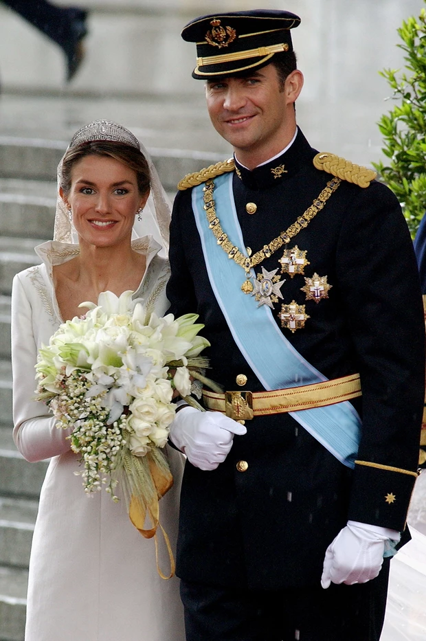 Βασίλισσα Letizia | Μυστήριο με την περίτεχνη τιάρα που της δόθηκε για τον γάμο της