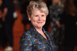 The Crown | Νέες φωτογραφίες από τα γυρίσματα της σειράς δείχνουν το περιβόητο ταξίδι της Diana και του Καρόλου στην Ιταλία