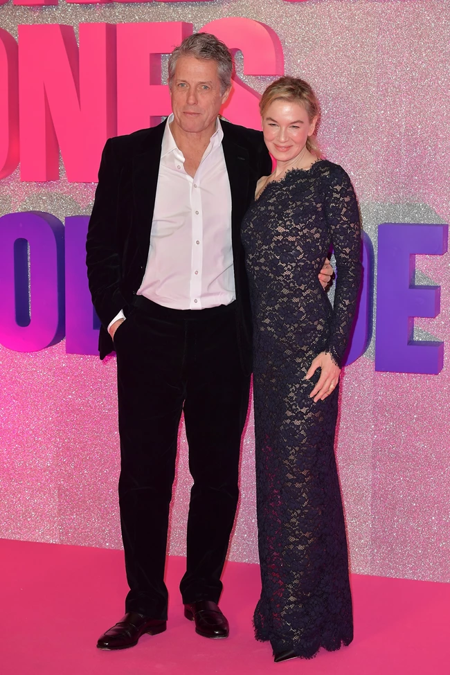 Renée Zellweger - Hugh Grant | Stylish reunion στο κόκκινο χαλί μετά από 25 χρόνια