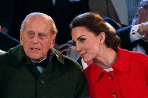 James Middleton | Γιορτάζει την τέταρτη επέτειο γάμου του με μερικές αδημοσίευτες φωτογραφίες από το μυστήριο