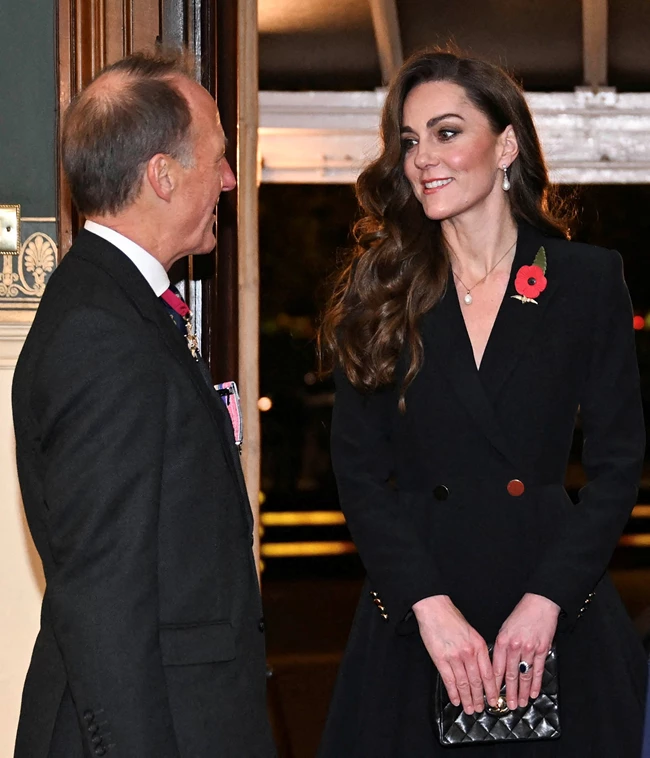 Kate Middleton | Φόρεσε το δαχτυλίδι αρραβώνων της για πρώτη φορά μετά από σχεδόν ένα χρόνο