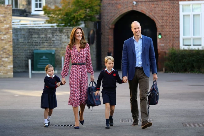 Kate Middleton - πρίγκιπας William - πρίγκιπας George - πριγκίπισσα Charlotte