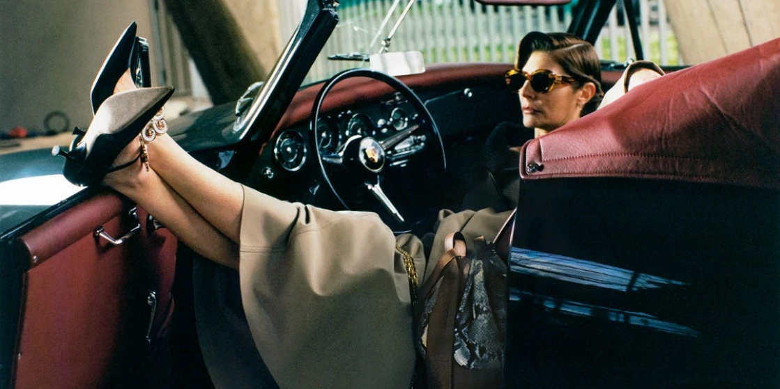 Η συλλογή με συλλεκτικές Judith Leiber τσάντες που φέρνει το Moda Operandi