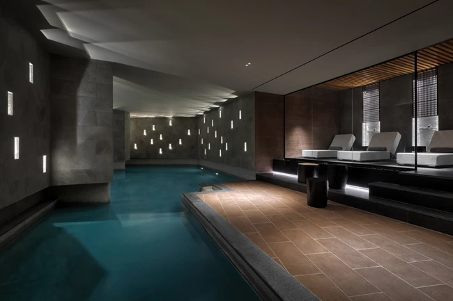 Domes Novos Santorini