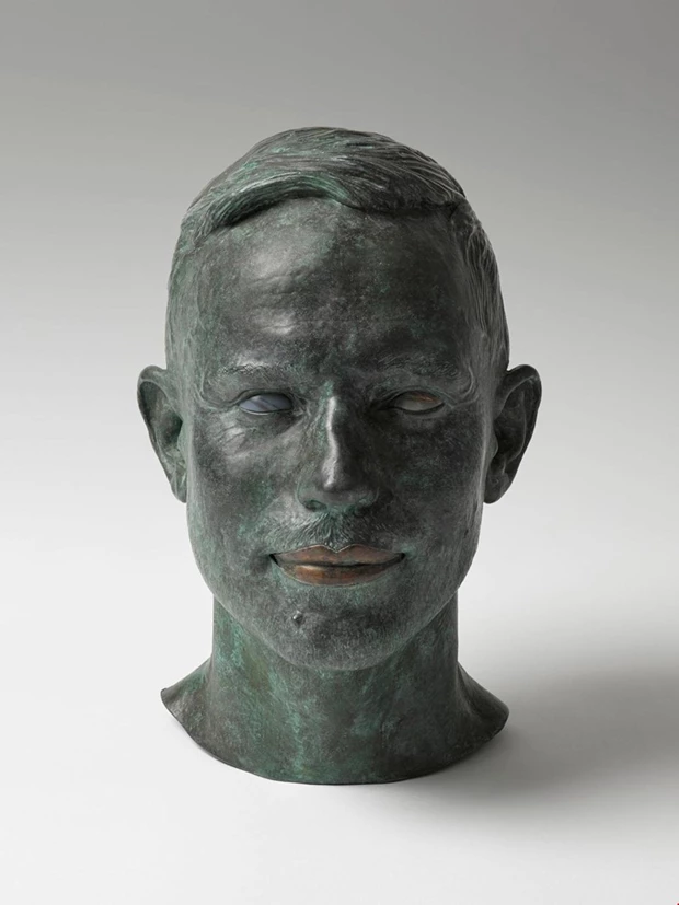 Untitled (Head) | Courtesy the artist, David Zwirner, and Ramiken, New York