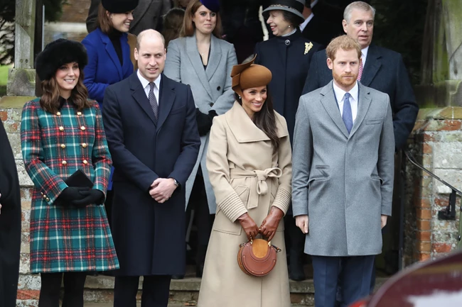 Η χριστουγεννιάτικη royal παράδοση που "εσπασε" η Meghan Markle αλλά ποτέ η Kate Middleton