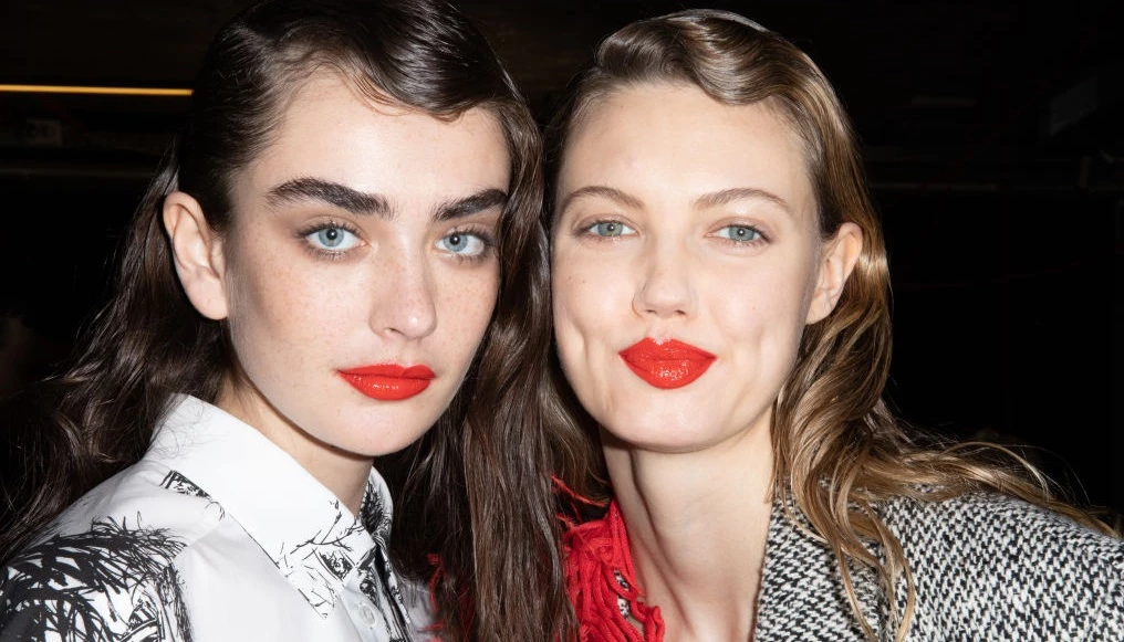 3 γιορτινά μακιγιάζ για εσάς που δεν αγαπάτε το glitter