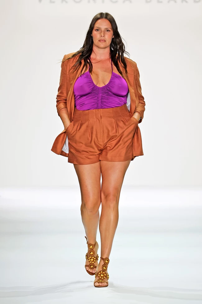 Candice Huffine Veronica Beard SS'22