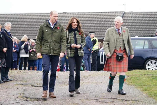 Kate Middleton - Πρίγκιπας William | Με σεταρισμένη εμφάνιση στη Σκωτία