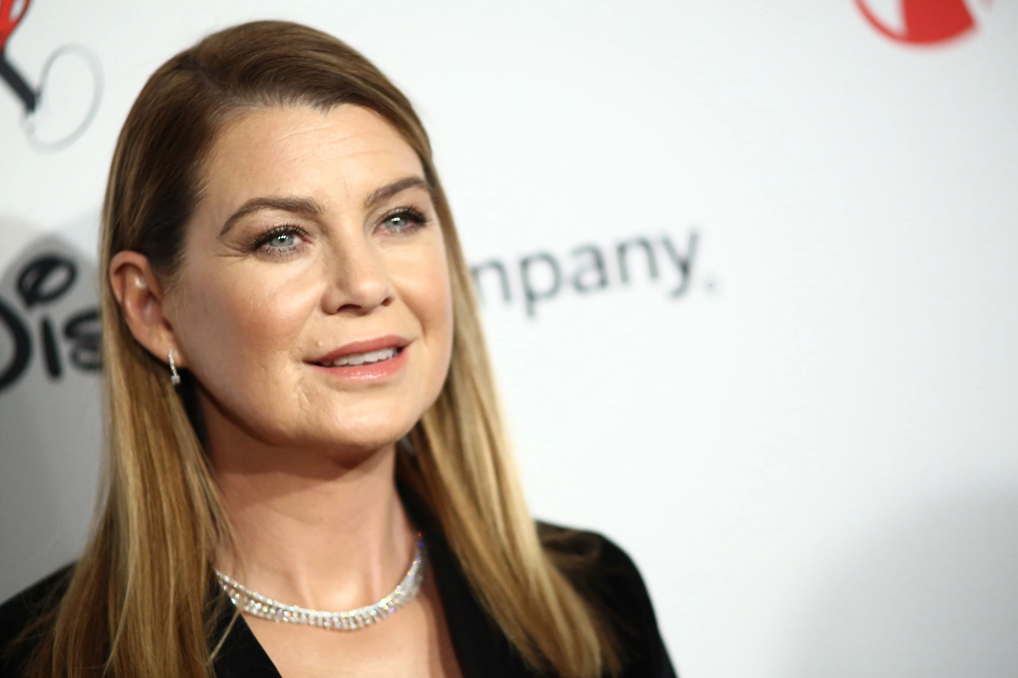 Η Ellen Pompeo εξηγεί τον πραγματικό λόγο για τον οποίο δεν θα φύγει ποτέ από το Grey's Anatomy