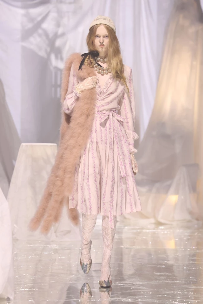 PFW SS'25 | Το ντεμπούτο του Alessandro Michele στον Valentino