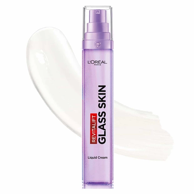 Η Revitalift Glass Skin Liquid Cream της L'Oréal Paris