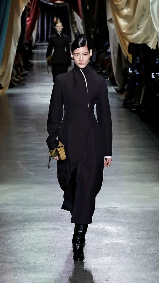 Fendi AW'24 | Στην καρδιά του σύγχρονου tailoring