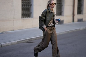 Το off-white παλτό που θα αντικαταστήσει τα σκούρα το φετινό χειμώνα